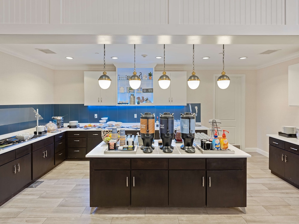 Homewood Suites by Hilton Joplin - photo 52