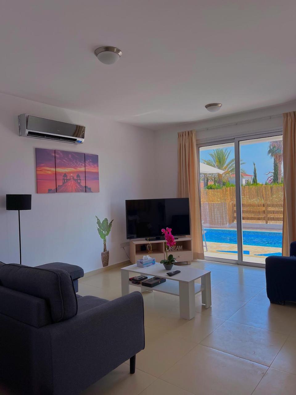 3 Bedroom Coral Bay Beach Seaview Villa II Private Pool