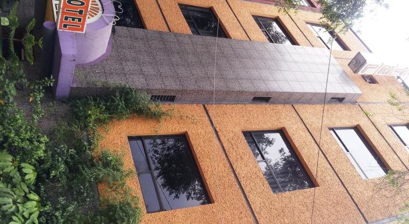 Hotel Ibiza in Mexico City, Mexico