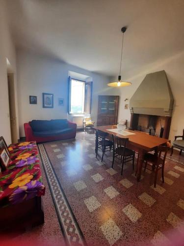 Casa D'Angelo — 4-Star Luxury Hotel in Cossignano, Italy