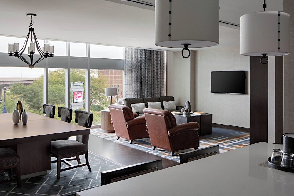 Omaha Marriott Downtown at the Capitol District - photo 24