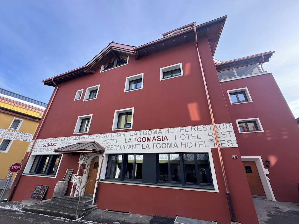 La Tgoma Hotel & Restaurant — Tiefencastel — photo 2
