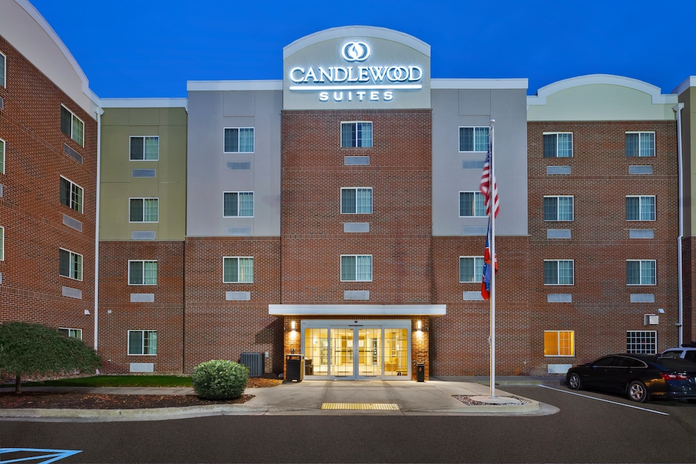 Candlewood Suites Washington North by IHG - photo 40