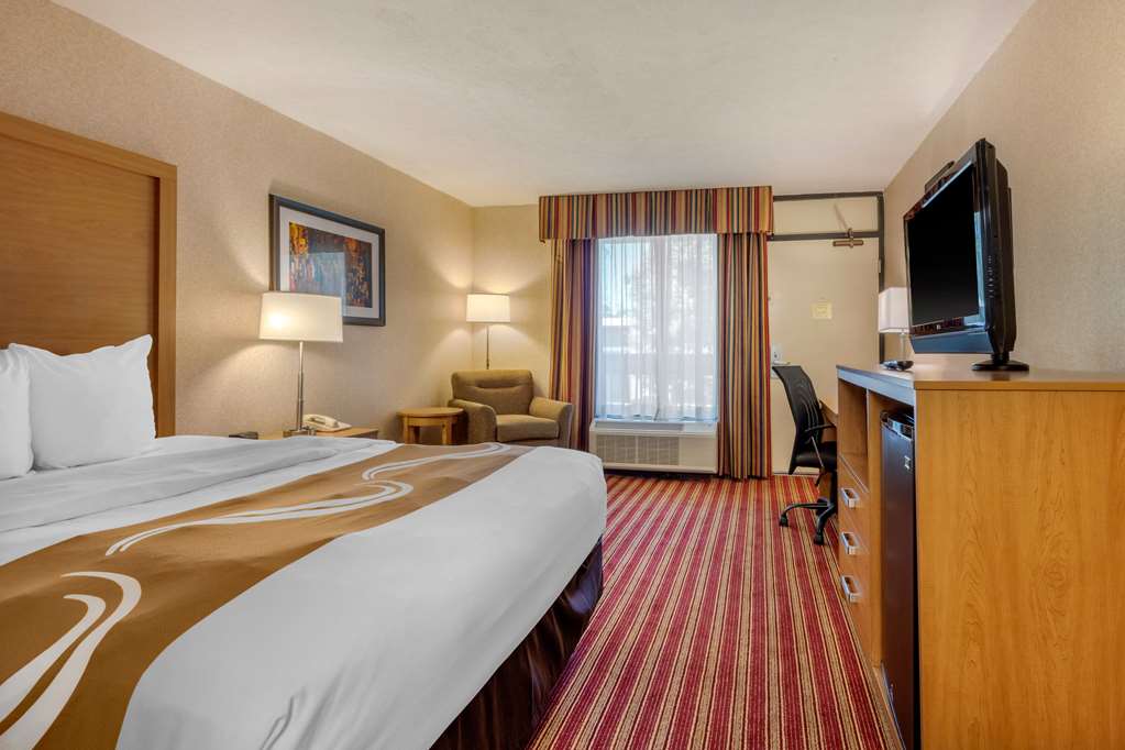 Quality Inn Exit 4 - photo 35