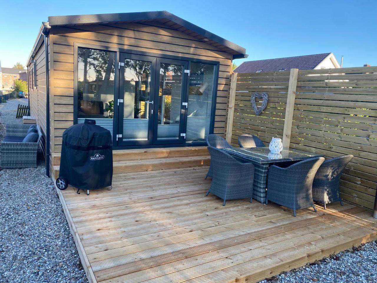 Ferienhaus Feldblick — 4-Star Luxury Hotel in Fehmarn, Germany
