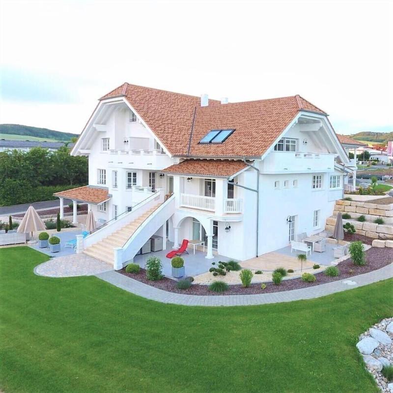 Belle Maison Das kleine Hotel — hotel in Werbach