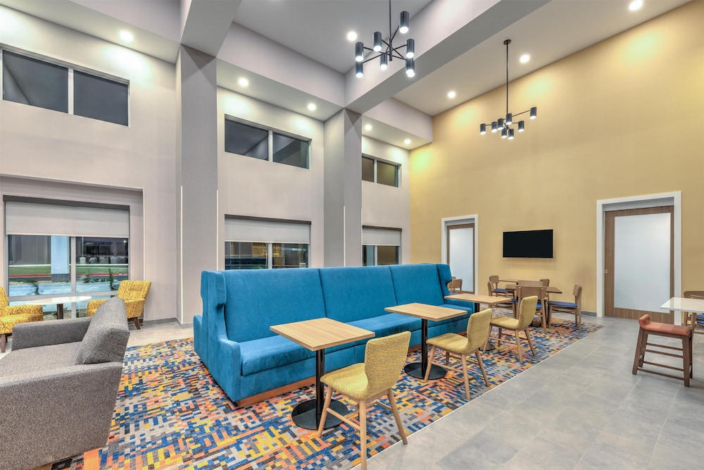 Hampton Inn & Suites by Hilton Little Rock Airport - photo 2