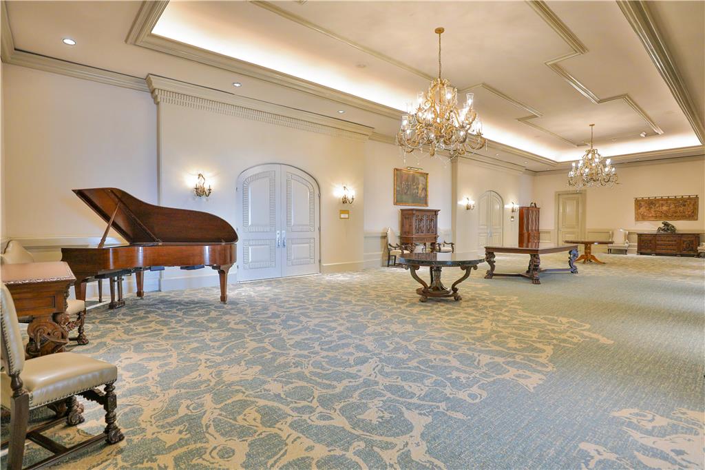 KICUN1_Foyer 02 (1).jpg