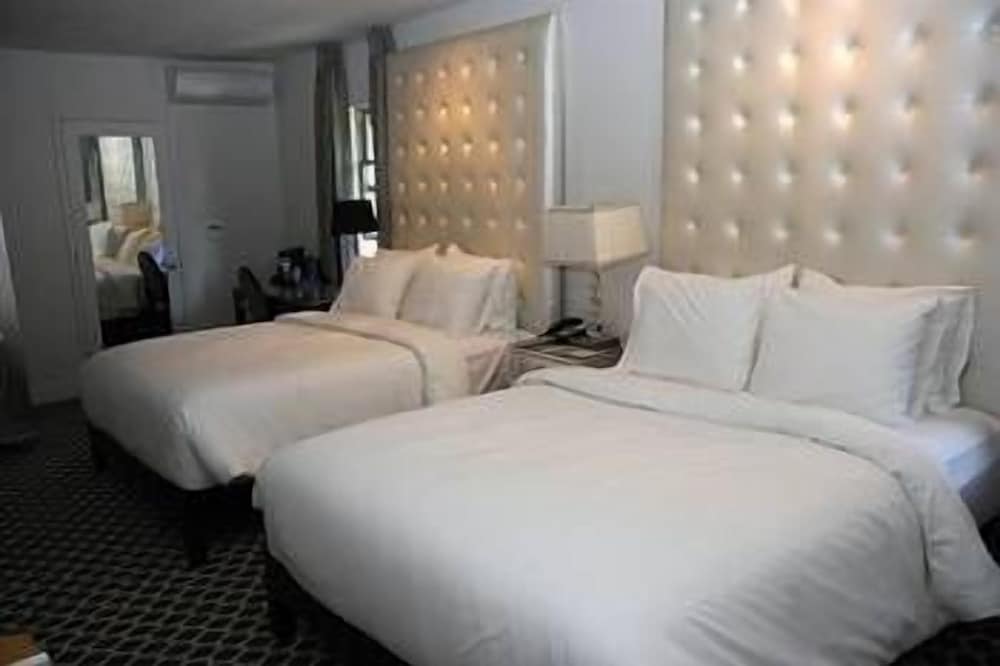 L.A. Sky Boutique Hotel - photo 19
