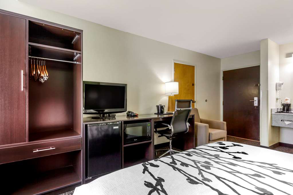 Sleep Inn & Suites Omaha Airport - photo 9