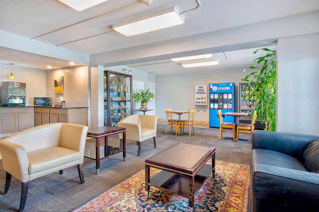 Motel 6 Springfield OH - photo 5