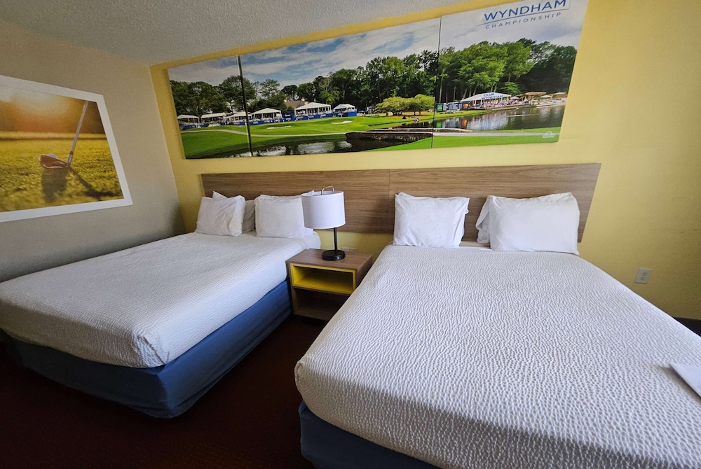 Days Inn by Wyndham Greensboro NC - photo 8