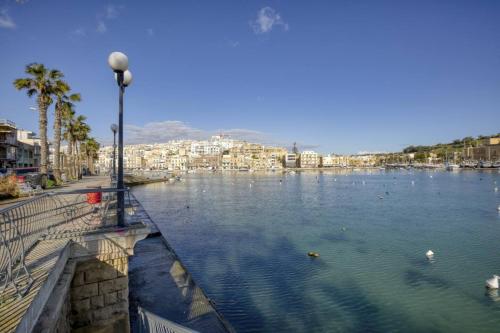 Seaview Beautiful 3BR Apt 2 — 4-Star Luxury Hotel in Marsaskala, Malta