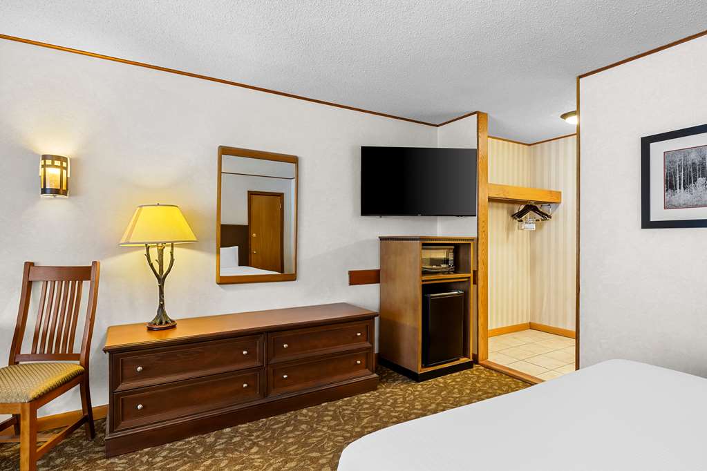 Best Western Adirondack Inn - photo 27