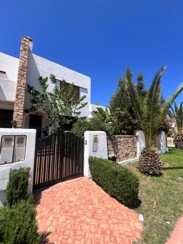 Mini Villa à deux pas de la plage — 4-Star Luxury Hotel in Cap Negro Ii, Morocco