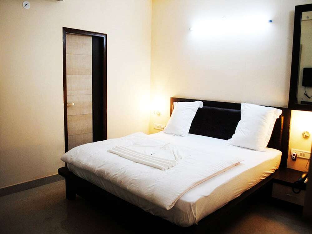 Deep Hotel & Restaurant — Azamgarh — photo 4