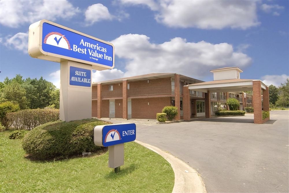 Americas Best Value Inn & Suites — hotel in Searcy