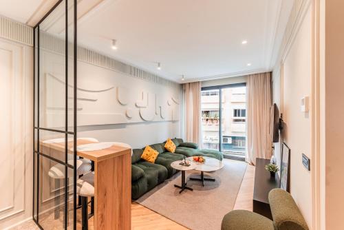 Le Claridge Cosy Studio By Mi Haven — 4-Star Luxury Hotel in Casablanca, Morocco