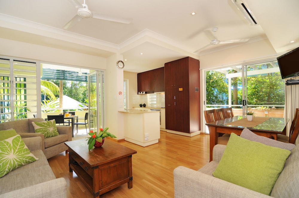 Verandahs Boutique Apartments — 4-Star Luxury Hotel in Port Douglas, Australia