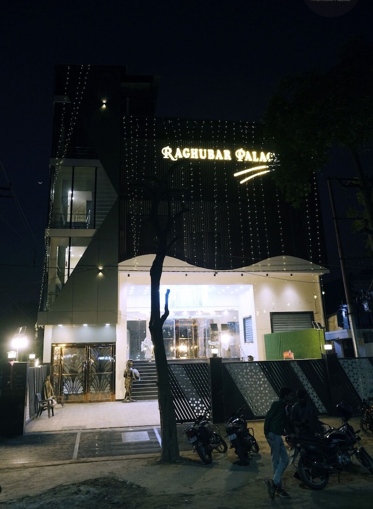 Raghubar Palace - last minute hotel in Lucknow