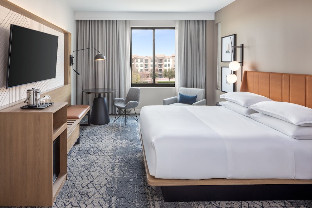 Sheraton Stonebriar Hotel - photo 10