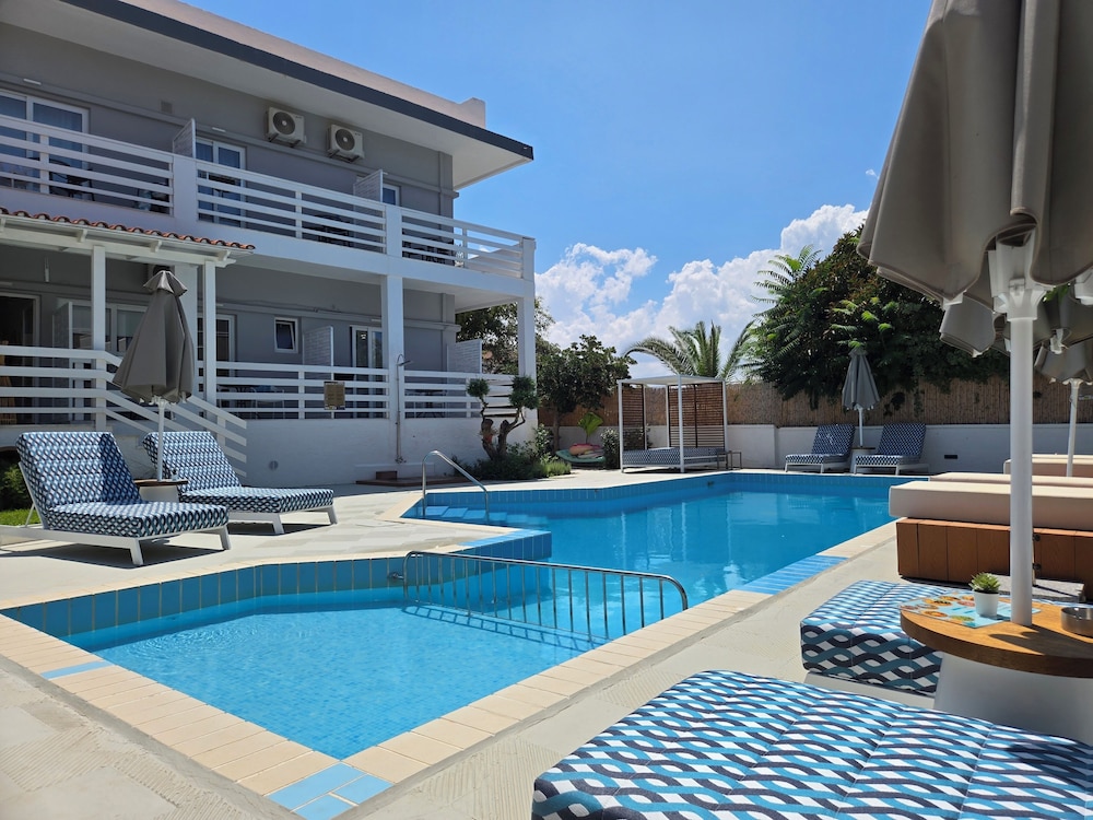 Faros - carbon neutral hotel in Chania