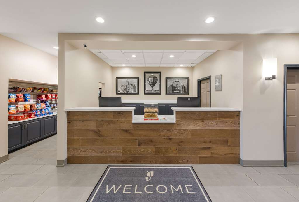 Country Inn & Suites by Radisson Findlay OH - photo 2