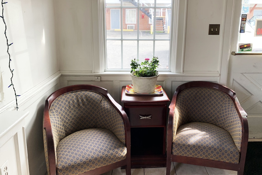 Four Keys Inn - featured photo