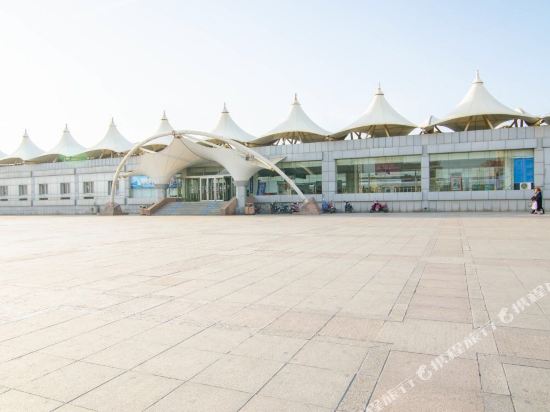 Haiyun Holiday Hotel - last minute hotel in Dalian