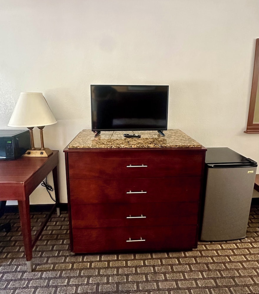 Weatherford Heritage Inn - photo 7