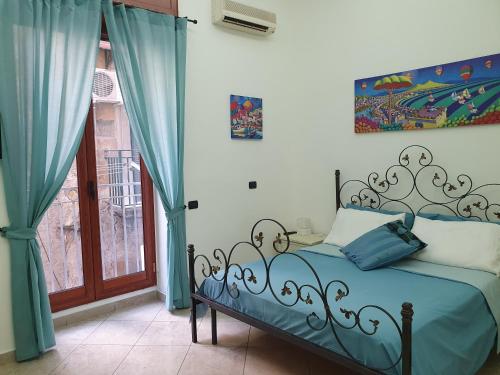 Lazzarella House — 4-Star Luxury Hotel in Naples, Italy
