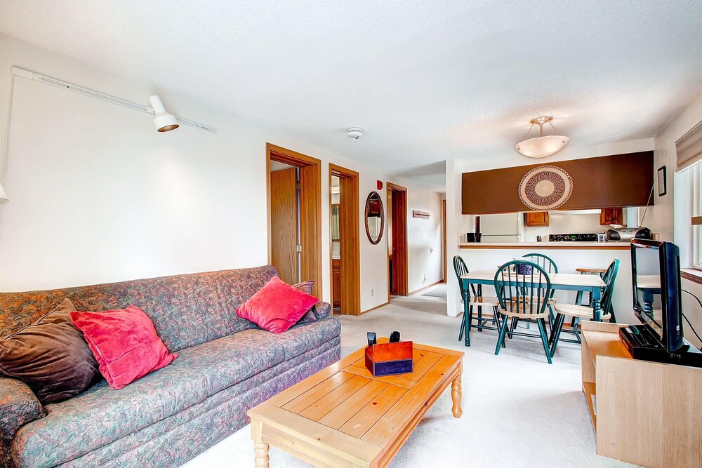 Mark IX By Peak Property Management - photo 10