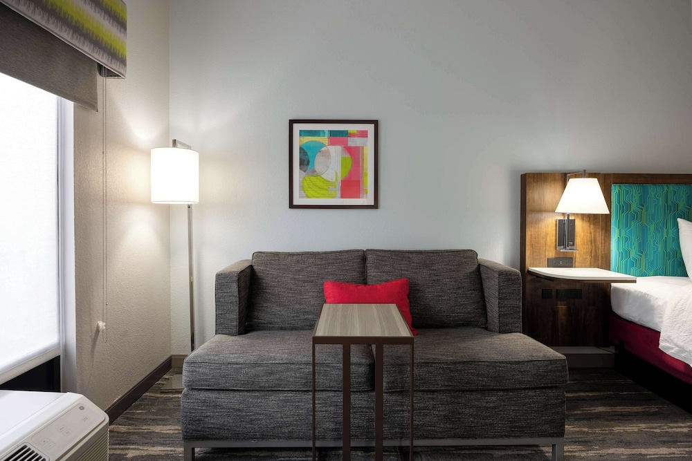 Hampton Inn & Suites Alpharetta Roswell - photo 29