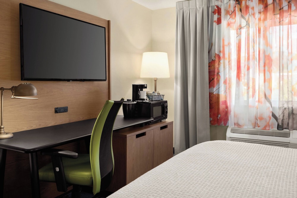 Fairfield Inn by Marriott Scranton - photo 11