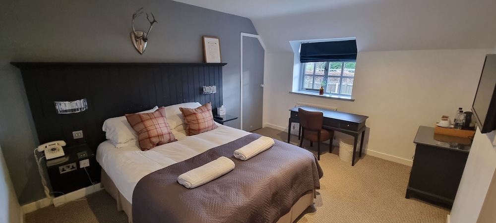 The Ragged Cot - carbon neutral hotel in Stroud