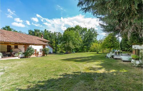 Three Bedroom Holiday Home In Bene Vagienna Cn — 4-Star Luxury Hotel in Bene Vagienna, Italy