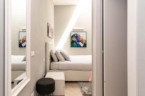 Lr Deluxe Apartments Loft di Lusso Repubblica — 4-Star Luxury Hotel in Milan, Italy