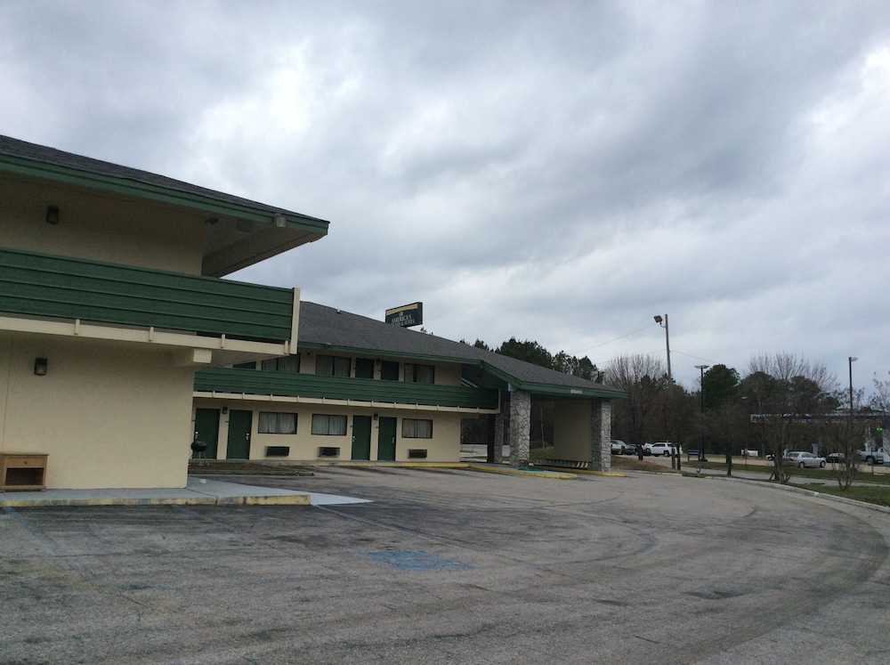Days Inn by Wyndham York Alabama - photo 2