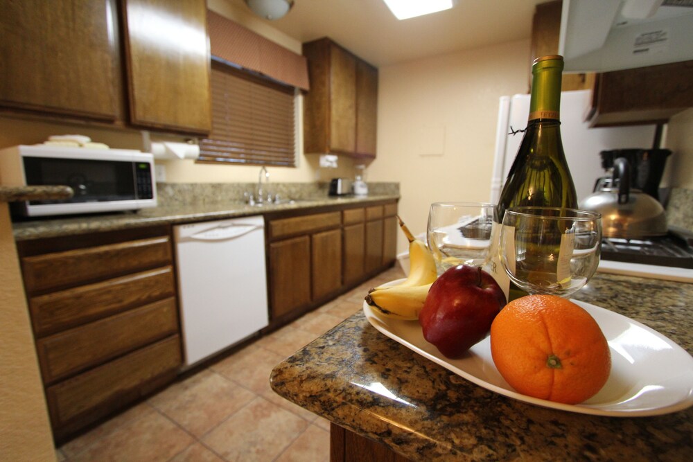 Lake Arrowhead Chalets a VRI resort - photo 7