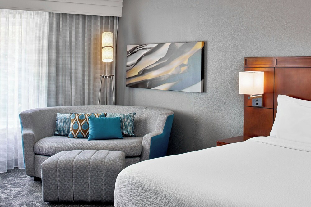 Courtyard by Marriott Rochester East Penfield - photo 8