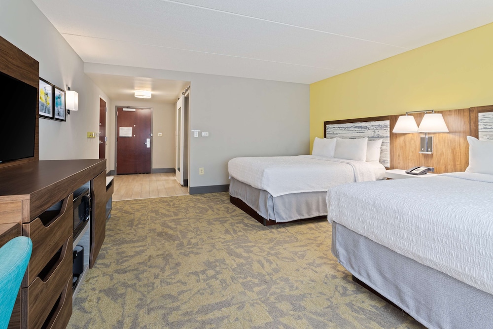 Hampton Inn Jacksonville I 295 East Baymeadows - photo 13