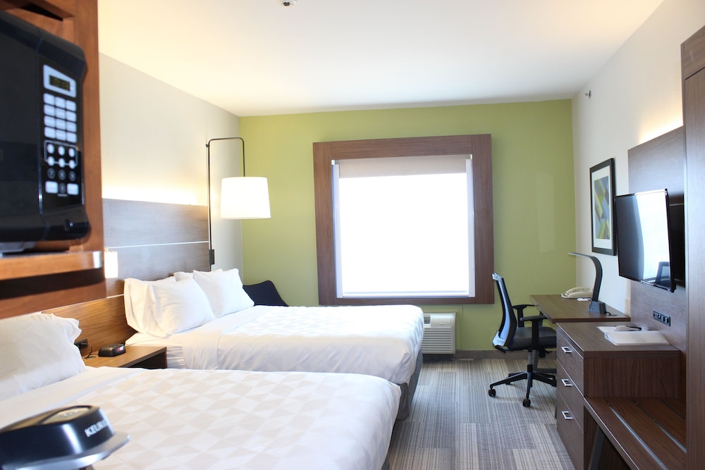Holiday Inn Express & Suites Mansfield by IHG - photo 22