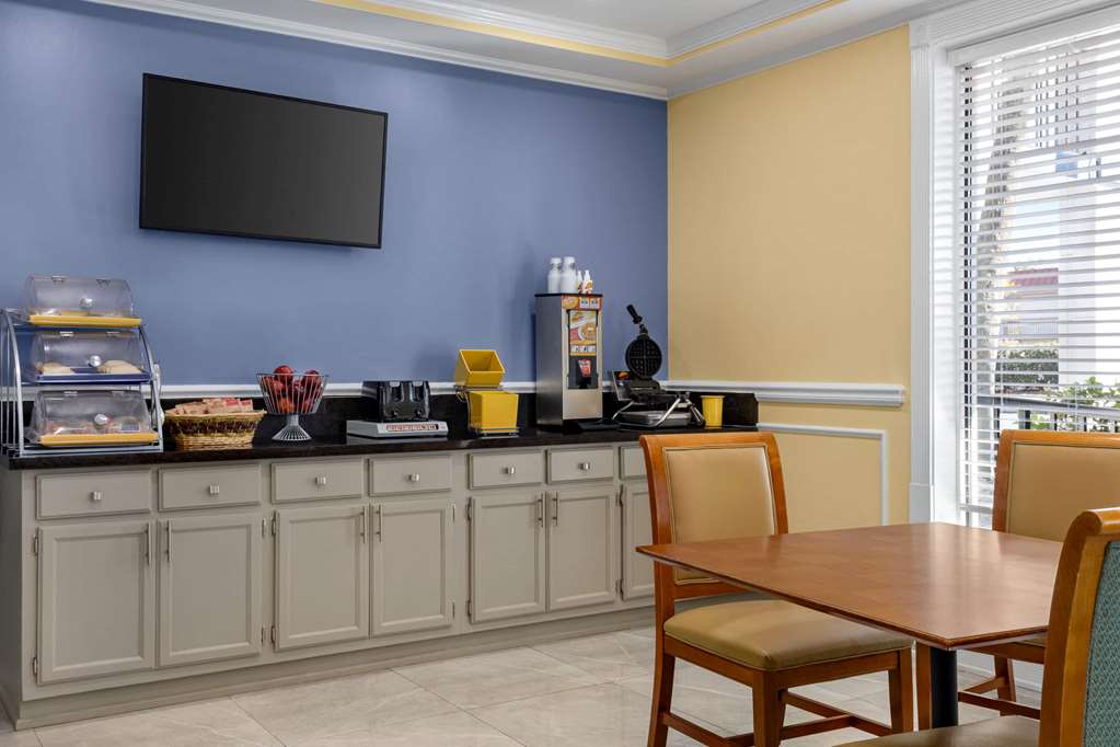 Days Inn by Wyndham Kingsland GA - photo 37