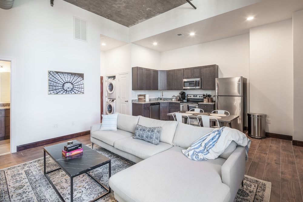 Sosuite at Independence Lofts - photo 161