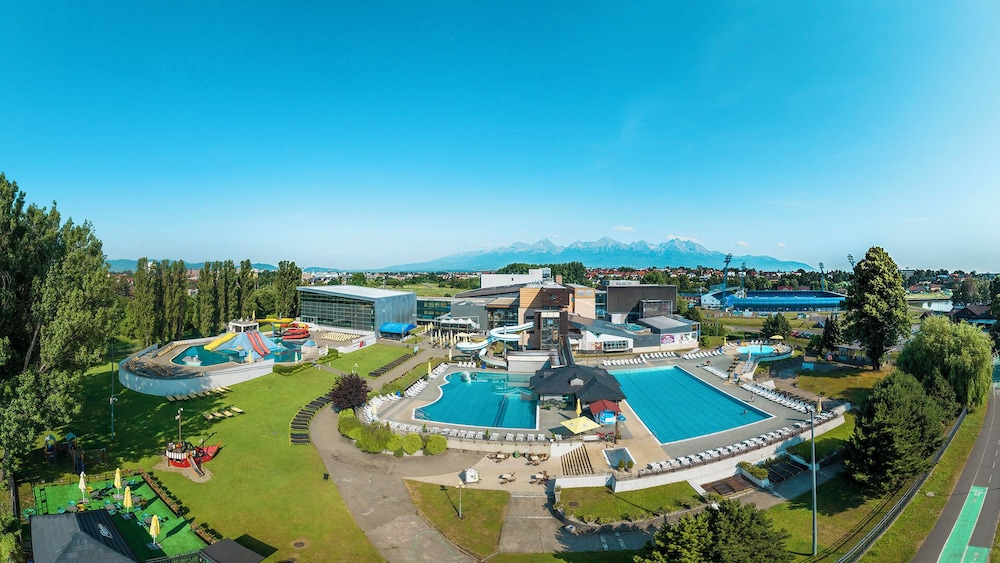 Hotel AquaCity Mountain View — Poprad — photo 2