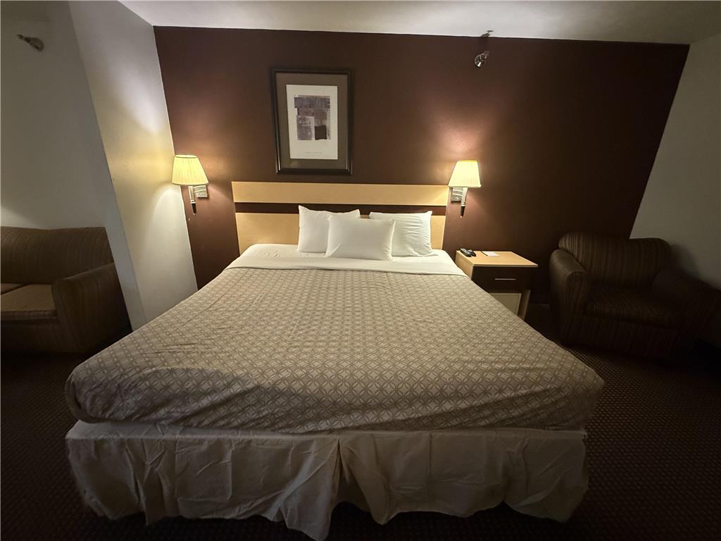 SureStay by Best Western Obetz Rickenbacker Airport - photo 11