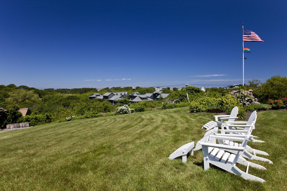 Seaglass Inn & Spa - photo 28