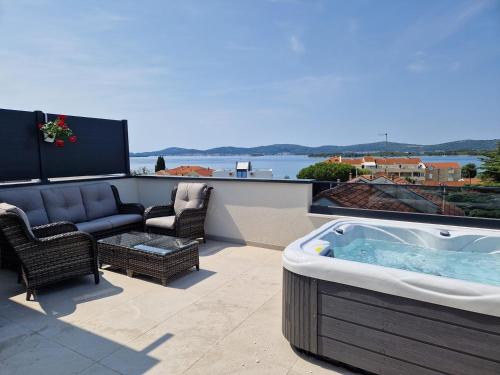 Apartment Sunrise — 4-Star Luxury Hotel in Turanj, Croatia