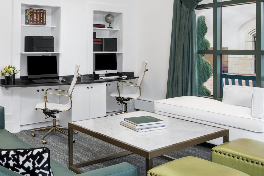 Courtyard by Marriott Stamford Downtown - photo 20