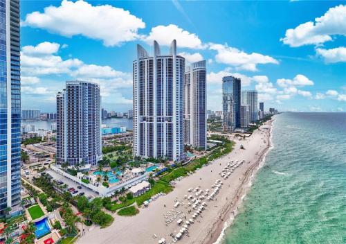 Ocean View Luxurious Studio Premium Amenities - featured photo